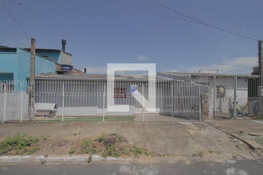 Fachada de casa para alugar com 3 quartos, 95m² em Guajuviras, Canoas