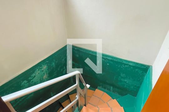 Garagem de casa à venda com 3 quartos, 231m² em Jardim Sabará, Porto Alegre