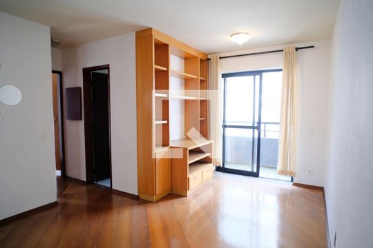 Apartamento à venda com 2 quartos, 56m² em Jardim Paulista, São Paulo
