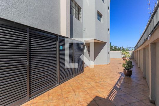 Área comum de apartamento para alugar com 1 quarto, 40m² em Aeroporto, São Paulo