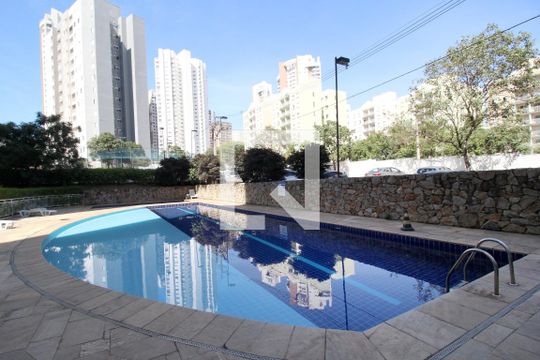 Área comum - Piscina de apartamento para alugar com 3 quartos, 70m² em Parque Campolim, Sorocaba