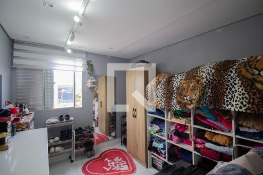 Quarto 1 de apartamento para alugar com 2 quartos, 56m² em Itaquera, São Paulo
