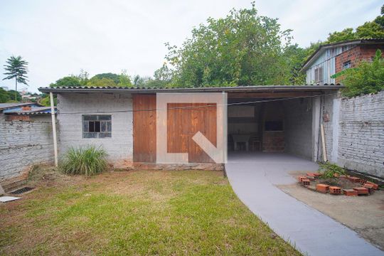 Quintal de casa à venda com 1 quarto, 50m² em Rondônia, Novo Hamburgo