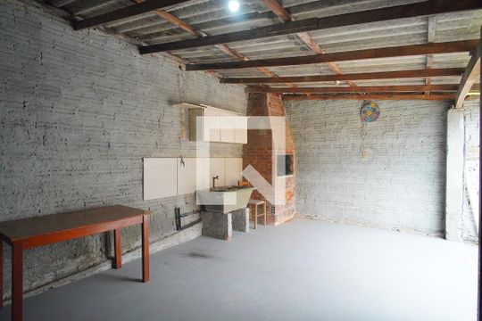 Churrasqueira de casa à venda com 1 quarto, 50m² em Rondônia, Novo Hamburgo