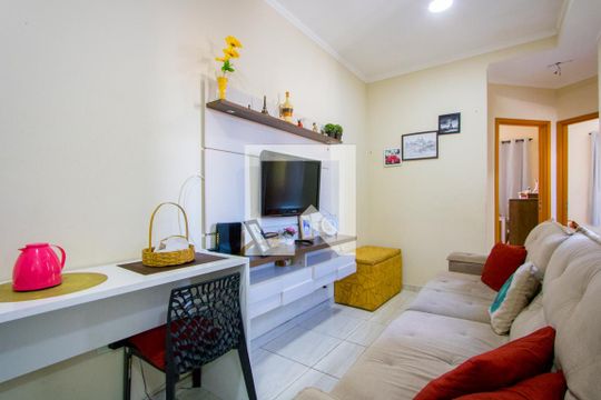 Sala de apartamento para alugar com 2 quartos, 92m² em Jardim do Estádio, Santo André