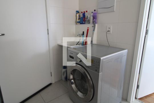 Lavanderia de apartamento à venda com 1 quarto, 26m² em Jardim Cidália, São Paulo