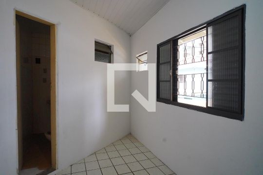 Quarto de kitnet/studio para alugar com 1 quarto, 20m² em Trindade, Florianópolis