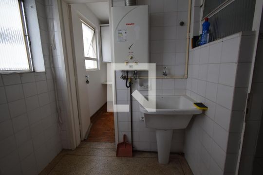 Área de Serviço de apartamento para alugar com 2 quartos, 90m² em Perdizes, São Paulo