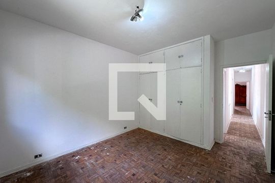 Quarto 2 de casa para alugar com 3 quartos, 380m² em Brooklin, São Paulo