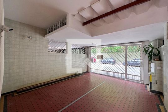 Garagem de casa para alugar com 3 quartos, 380m² em Brooklin, São Paulo