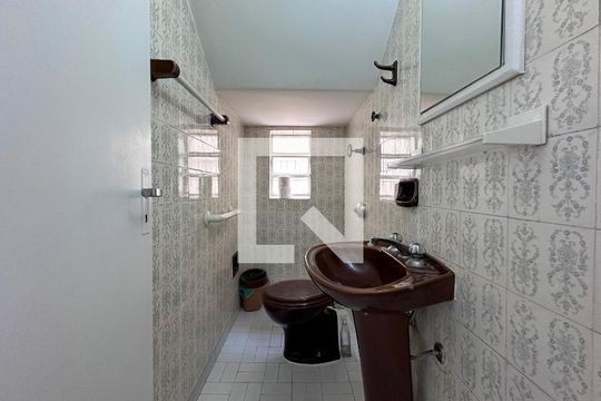 Lavabo de casa para alugar com 3 quartos, 380m² em Brooklin, São Paulo
