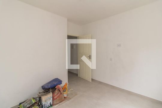 Quarto 1 de casa para alugar com 1 quarto, 40m² em Parque Boturussu, São Paulo
