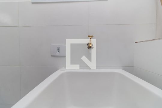 Área de Serviço de casa para alugar com 1 quarto, 40m² em Parque Boturussu, São Paulo