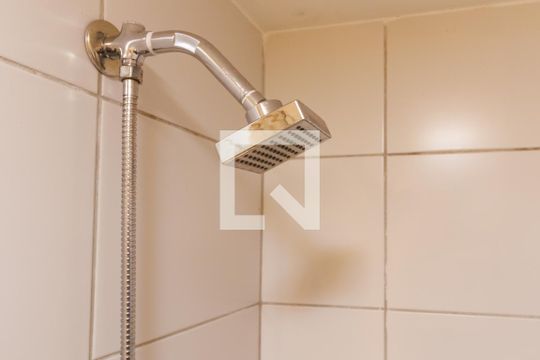 Banheiro de apartamento à venda com 2 quartos, 70m² em Vila Andrade, São Paulo