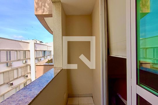 Suíte varanda de apartamento à venda com 1 quarto, 95m² em Lagoa, Rio de Janeiro