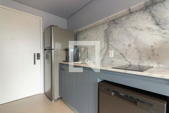 Cozinha de apartamento à venda com 1 quarto, 29m² em Pinheiros, São Paulo