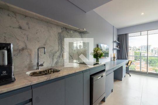 Cozinha de apartamento à venda com 1 quarto, 29m² em Pinheiros, São Paulo
