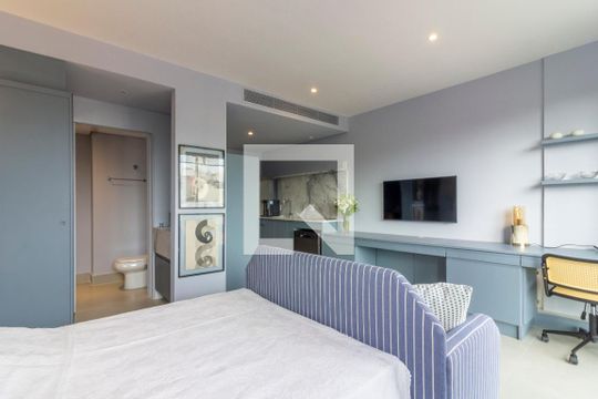 Quarto de apartamento à venda com 1 quarto, 29m² em Pinheiros, São Paulo