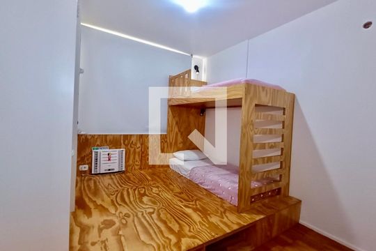 Quarto 1 de apartamento à venda com 3 quartos, 150m² em Ipanema, Rio de Janeiro
