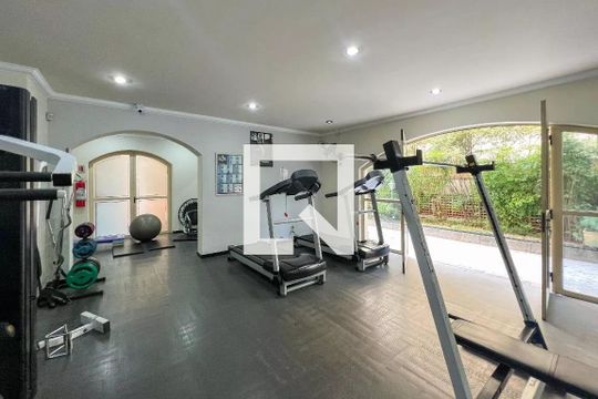Área comum - Academia de apartamento para alugar com 2 quartos, 65m² em Moema, São Paulo