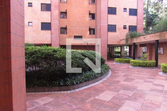 Área comum de apartamento para alugar com 2 quartos, 77m² em Vila Sônia, São Paulo