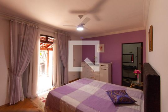 Quarto Suíte de casa à venda com 4 quartos, 240m² em Vila Portuguesa , São Paulo