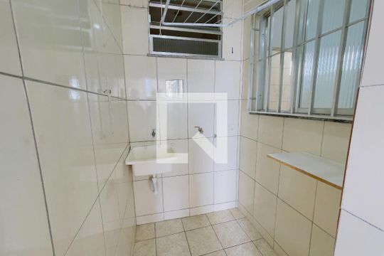 Área de Serviço de casa para alugar com 1 quarto, 43m² em Vila São Luis, Duque de Caxias