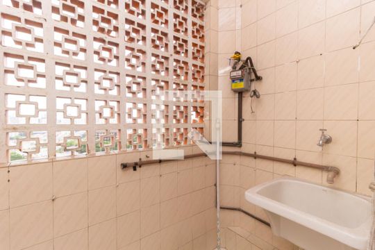 Lavanderia de kitnet/studio à venda com 1 quarto, 50m² em Liberdade, São Paulo