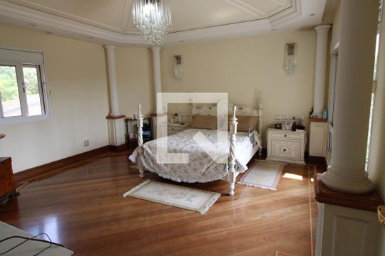 Suite 1 de casa para alugar com 5 quartos, 800m² em Morumbi, São Paulo
