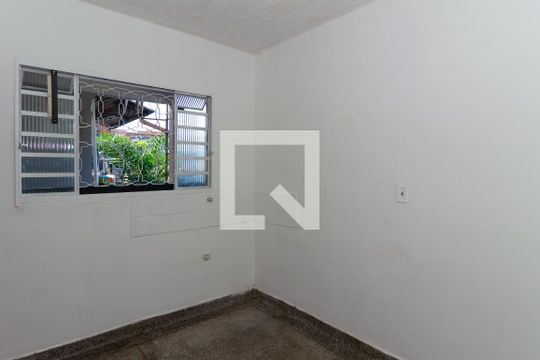 Quarto de apartamento para alugar com 2 quartos, 40m² em Vila Pouso Alegre, Barueri
