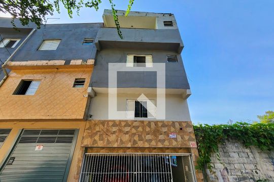 Fachada de apartamento para alugar com 2 quartos, 40m² em Vila Pouso Alegre, Barueri