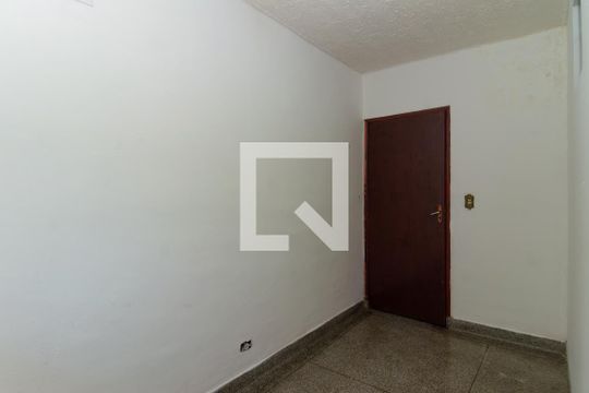Cozinha de apartamento para alugar com 2 quartos, 40m² em Vila Pouso Alegre, Barueri