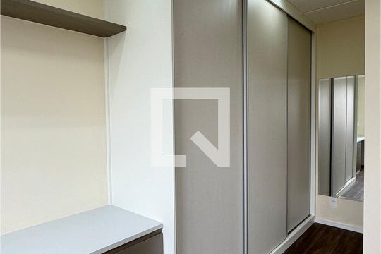 Suíte 1 de apartamento para alugar com 1 quarto, 47m² em Vila Militar, Barueri