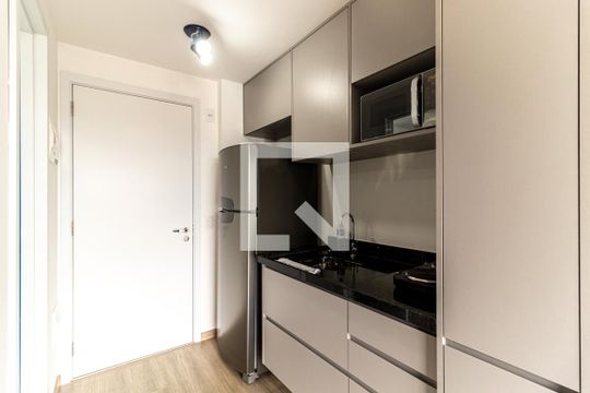 Cozinha de kitnet/studio para alugar com 1 quarto, 27m² em Vila Buarque, São Paulo