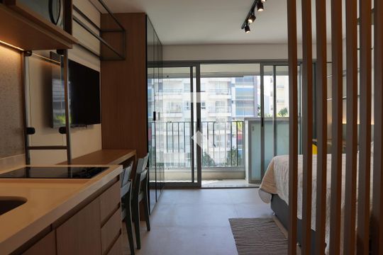 Kitnet/Studio para alugar com 1 quarto, 25m² em Sumarezinho, São Paulo