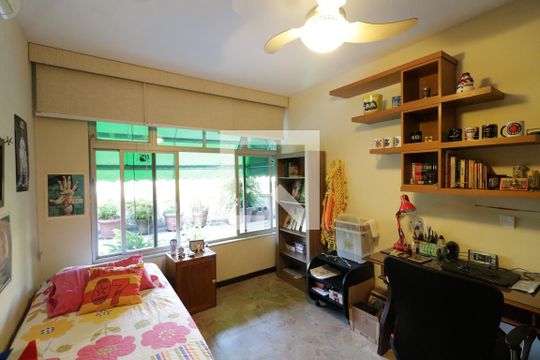Quarto 1 de apartamento à venda com 5 quartos, 234m² em Jardim Guanabara, Rio de Janeiro