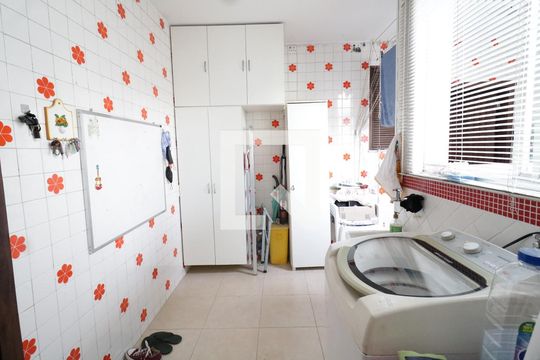 Área de Serviço de apartamento à venda com 5 quartos, 234m² em Jardim Guanabara, Rio de Janeiro
