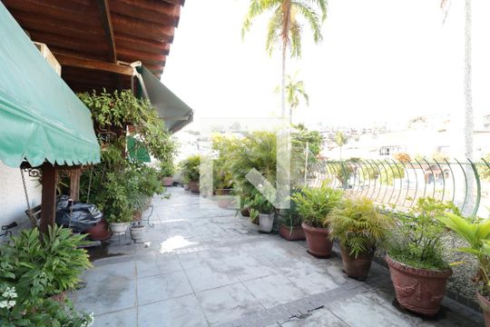 Varanda de apartamento à venda com 5 quartos, 234m² em Jardim Guanabara, Rio de Janeiro