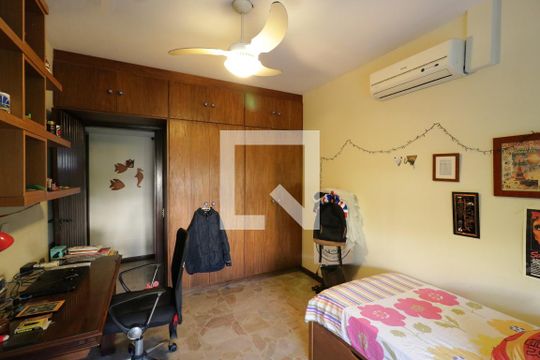 Quarto 1 de apartamento à venda com 5 quartos, 234m² em Jardim Guanabara, Rio de Janeiro