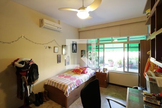 Quarto 1 de apartamento à venda com 5 quartos, 234m² em Jardim Guanabara, Rio de Janeiro
