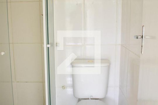 Banheiro de apartamento para alugar com 3 quartos, 56m² em Campo Grande, Rio de Janeiro