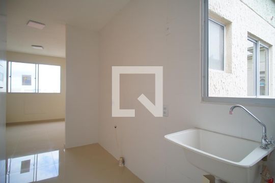 Cozinha e Área de Serviço de apartamento à venda com 2 quartos, 41m² em Santos Dumont, São Leopoldo
