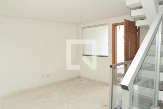 Sala/cozinha  de casa à venda com 3 quartos, 180m² em Copacabana, Belo Horizonte