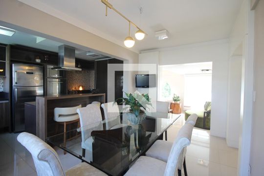 Sala de Jantar de casa à venda com 4 quartos, 416m² em Bairro Fátima, Canoas