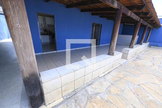 Área comum de casa para alugar com 5 quartos, 320m² em Jardim Mont Serrat, Aparecida de Goiânia