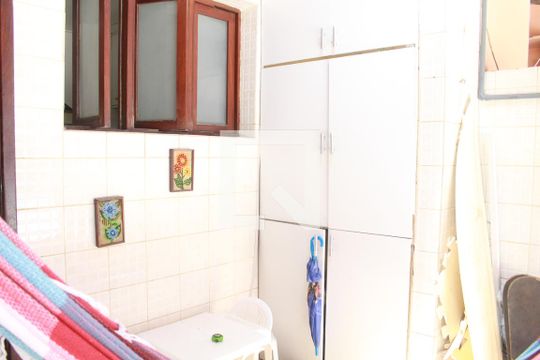 Área de Serviço de casa de condomínio para alugar com 2 quartos, 104m² em Patamares, Salvador