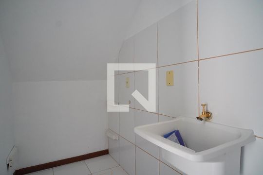 Área de Serviço e depósito  de casa de condomínio para alugar com 2 quartos, 55m² em Ingleses do Rio Vermelho, Florianópolis