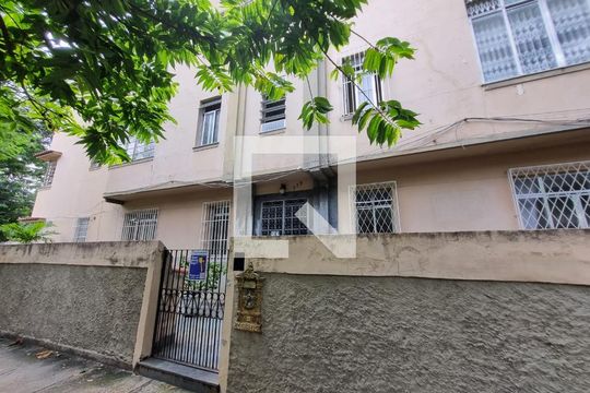 Fachada de apartamento à venda com 1 quarto, 52m² em Grajaú, Rio de Janeiro