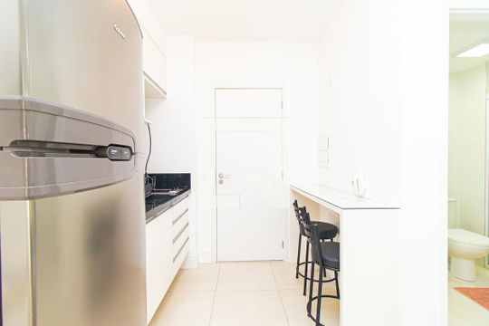 Cozinha de kitnet/studio para alugar com 1 quarto, 41m² em Consolação, São Paulo