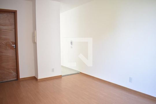 Sala de apartamento para alugar com 2 quartos, 50m² em Campo Grande, Rio de Janeiro